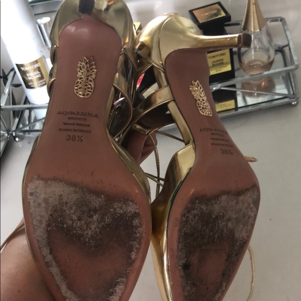 Heels - Picture 4 of 4